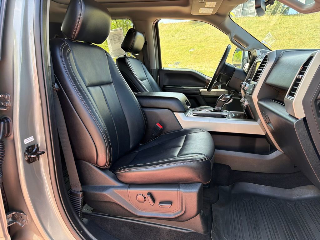 Certified 2020 Ford F150 Lariat w/ Equipment Group 502A Luxury AWD/4WD image 32