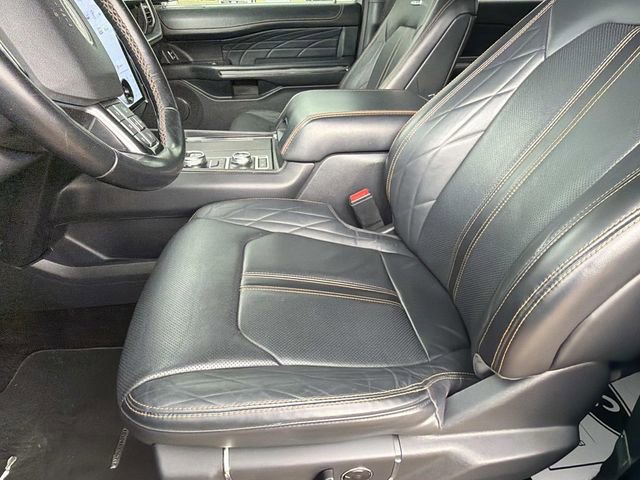 Certified 2022 Ford Expedition Platinum AWD/4WD image 18