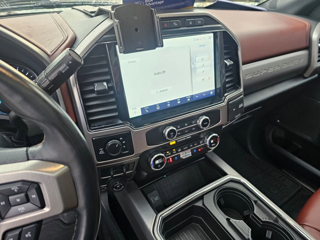 Certified 2022 Ford F350 Platinum w/ Tremor Off-Road Package image 23