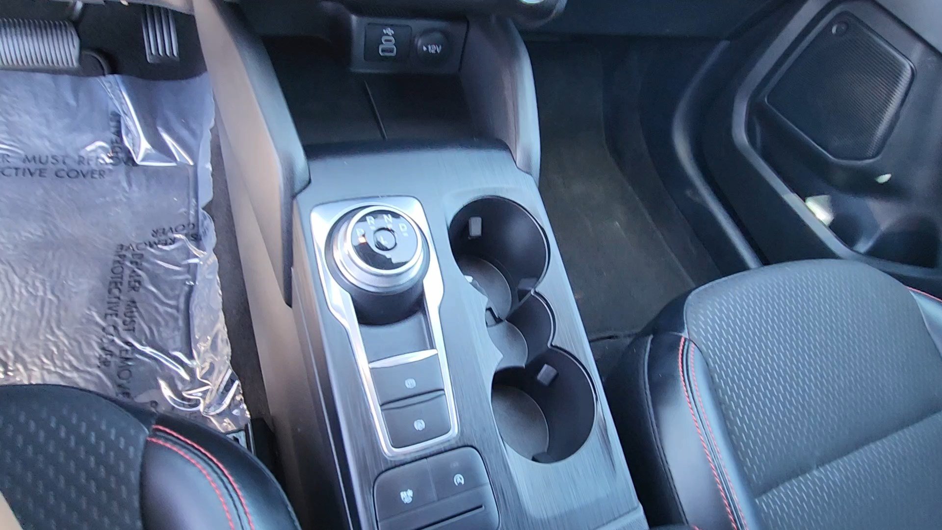 Certified 2025 Ford Escape ST-Line AWD/4WD image 36