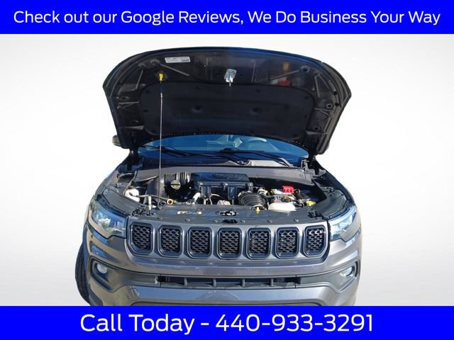 Used 2023 Jeep Compass Latitude AWD/4WD image 14