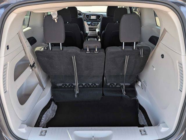 Used 2023 Chrysler Voyager LX FWD image 28