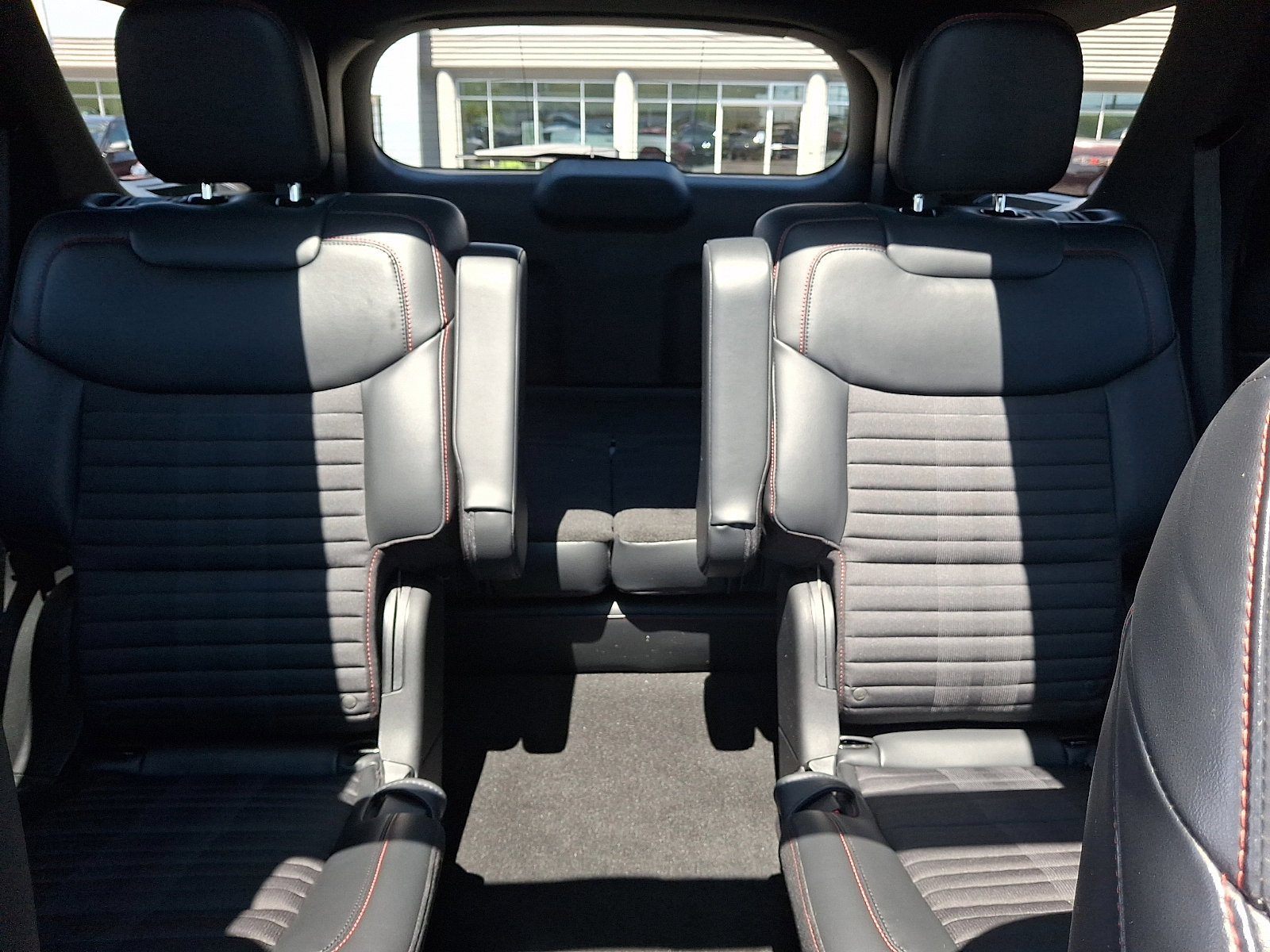 Certified 2025 Ford Explorer ST-Line AWD/4WD image 18