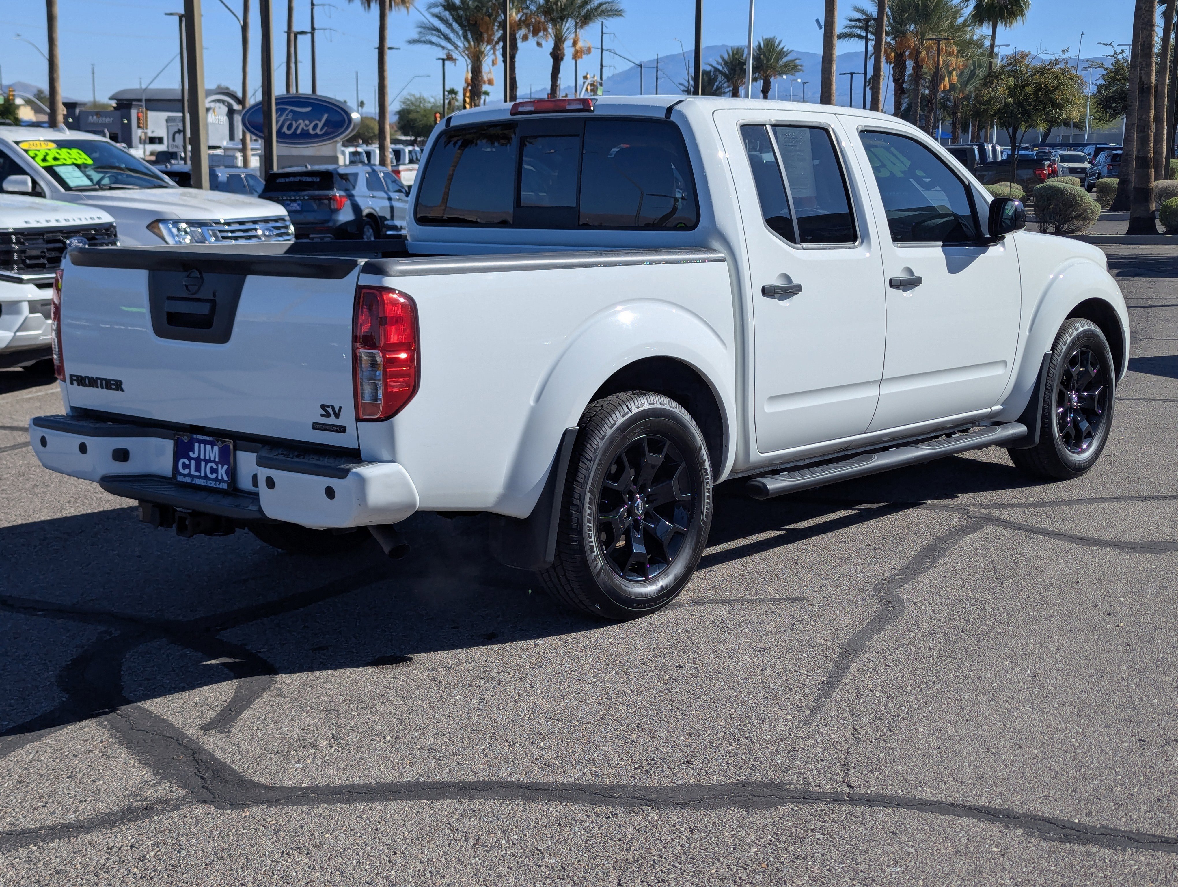 Used 2020 Nissan Frontier SV w/ Midnight Edition Floor Mats image 2