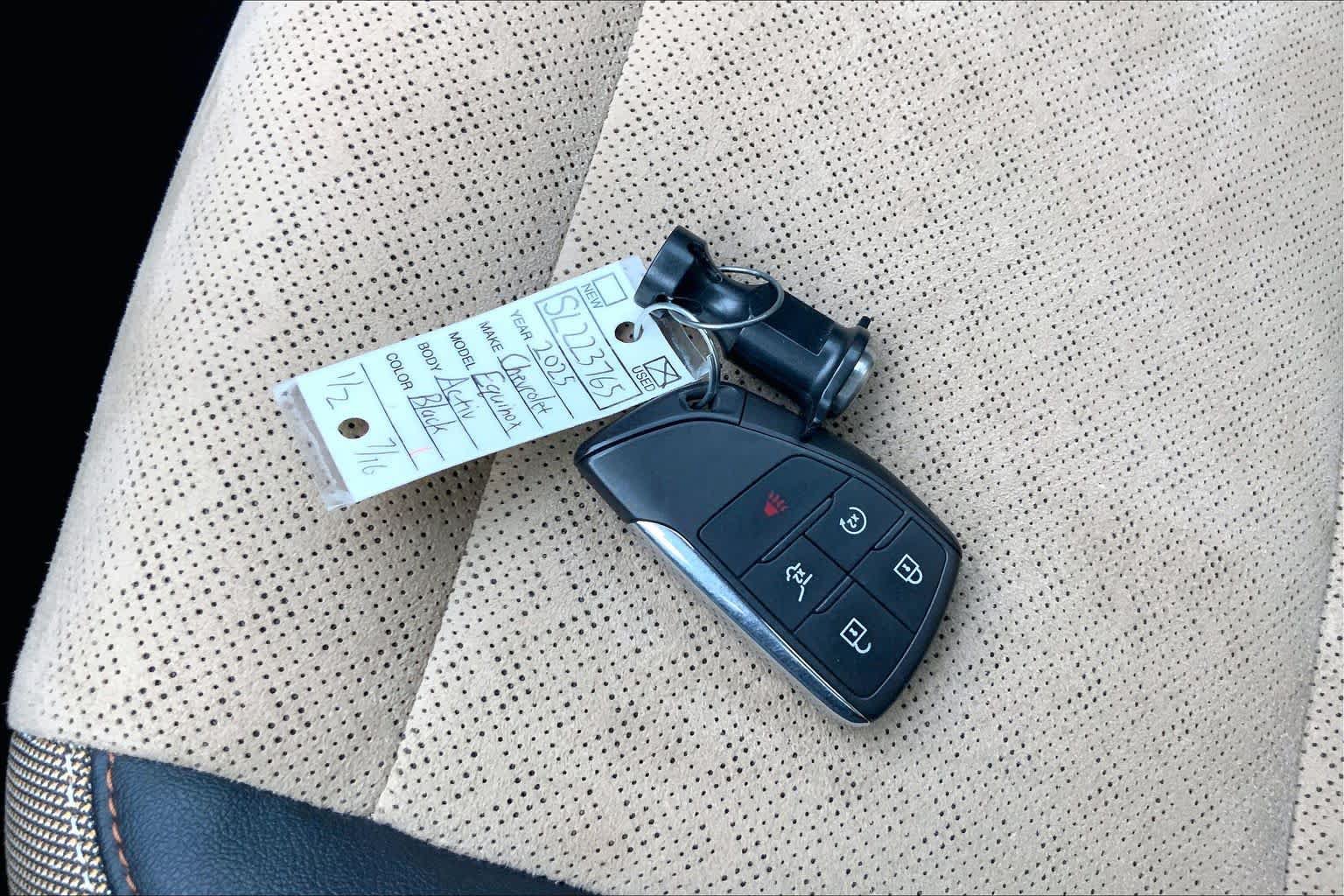 Used 2025 Chevrolet Equinox ACTIV FWD image 15