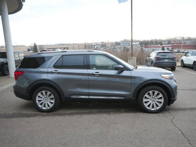 Certified 2022 Ford Explorer Limited w/ Hybrid Equipment Group 310A image 2