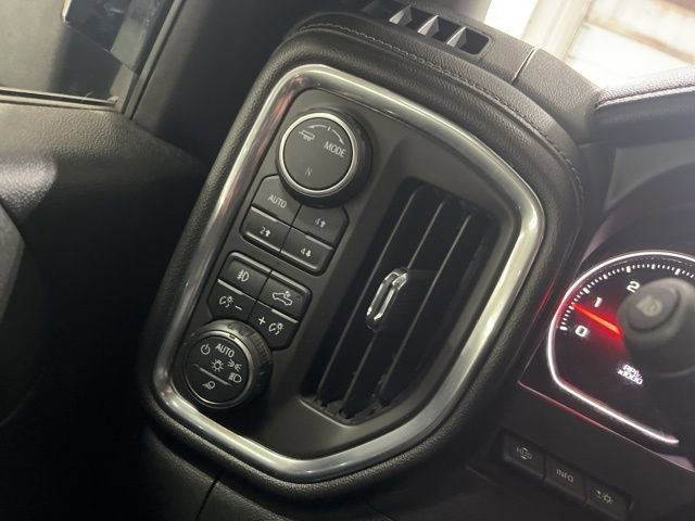 Used 2020 Chevrolet Silverado 2500 LTZ w/ LTZ Plus Package image 42