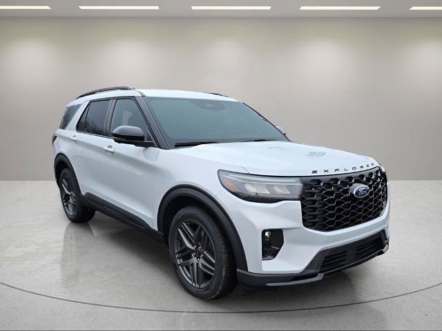 Certified 2026 Ford Explorer ST AWD/4WD image 1