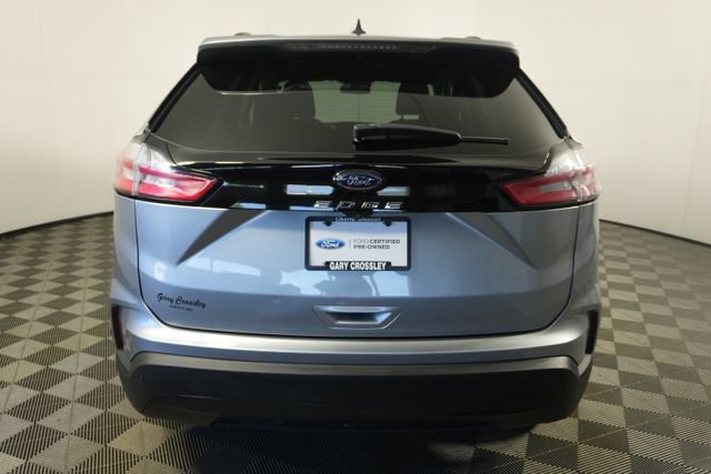 Certified 2021 Ford Edge SE image 3