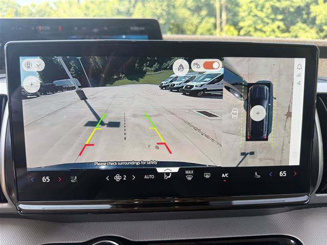 Certified 2025 Ford Expedition Active AWD/4WD image 21