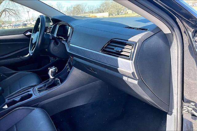 Used 2024 Volkswagen Jetta SE FWD image 14
