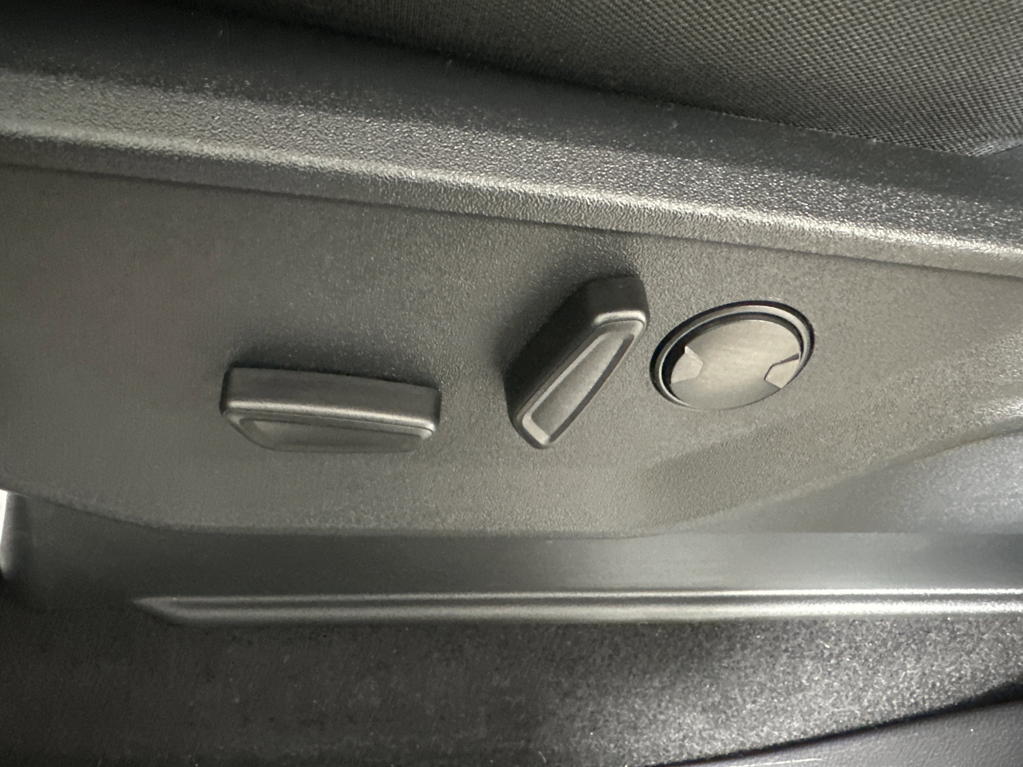 Certified 2024 Ford F150 XLT w/ Equipment Group 302A MID image 10