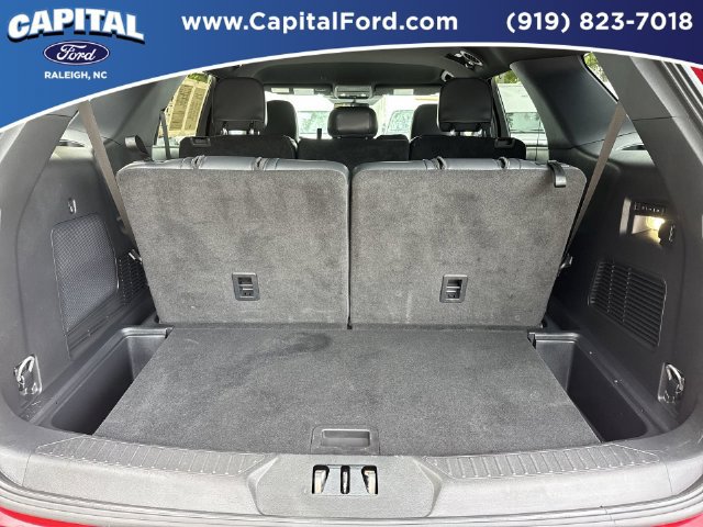 Certified 2025 Ford Explorer ST-Line w/ Premium Package RWD image 16