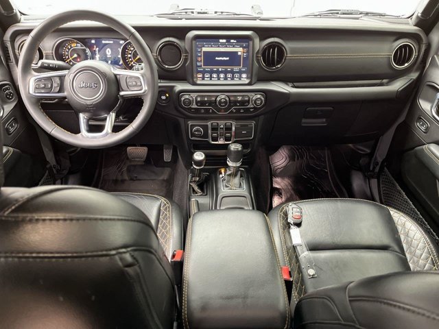 Used 2023 Jeep Wrangler Unlimited Sahara AWD/4WD image 4