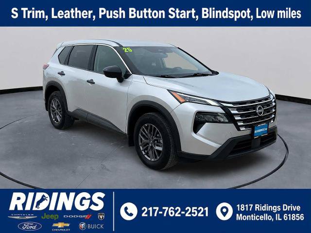 Used 2025 Nissan Rogue S FWD image 1