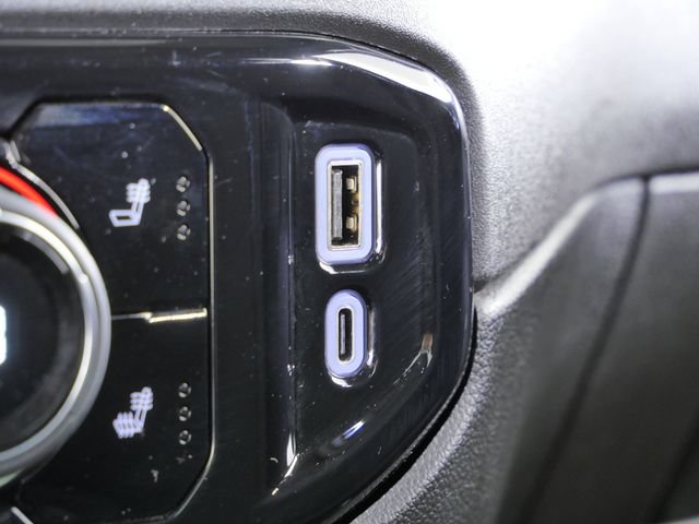 Used 2024 Chevrolet Silverado 1500 RST AWD/4WD image 30