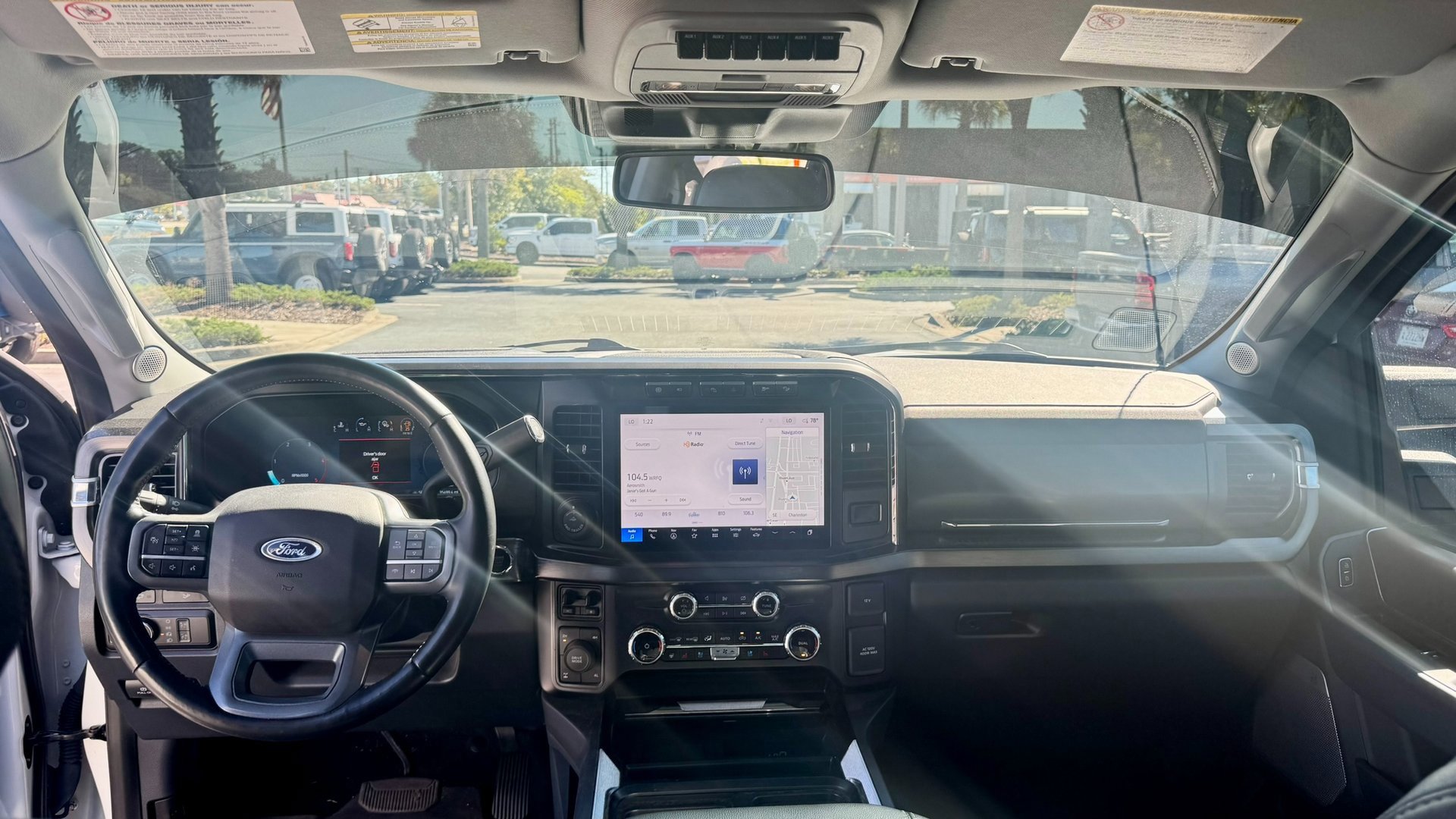 Certified 2024 Ford F250 Lariat w/ Lariat Ultimate Package image 17