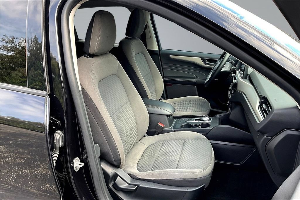 Certified 2022 Ford Escape SE AWD/4WD image 29