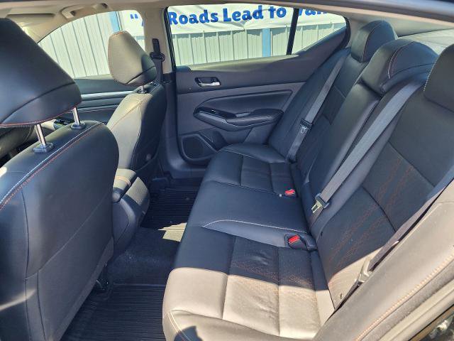 Used 2023 Nissan Altima 2.5 SR w/ SR Premium Package FWD image 23