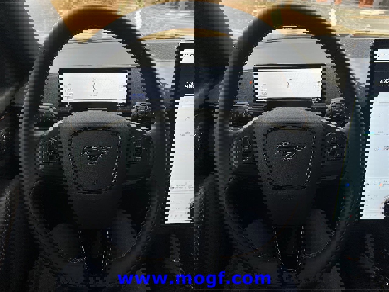 Certified 2023 Ford Mustang Mach-E GT image 15