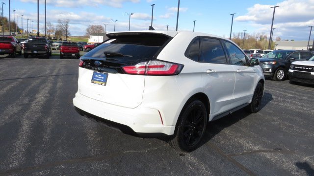 Certified 2022 Ford Edge ST-Line image 5