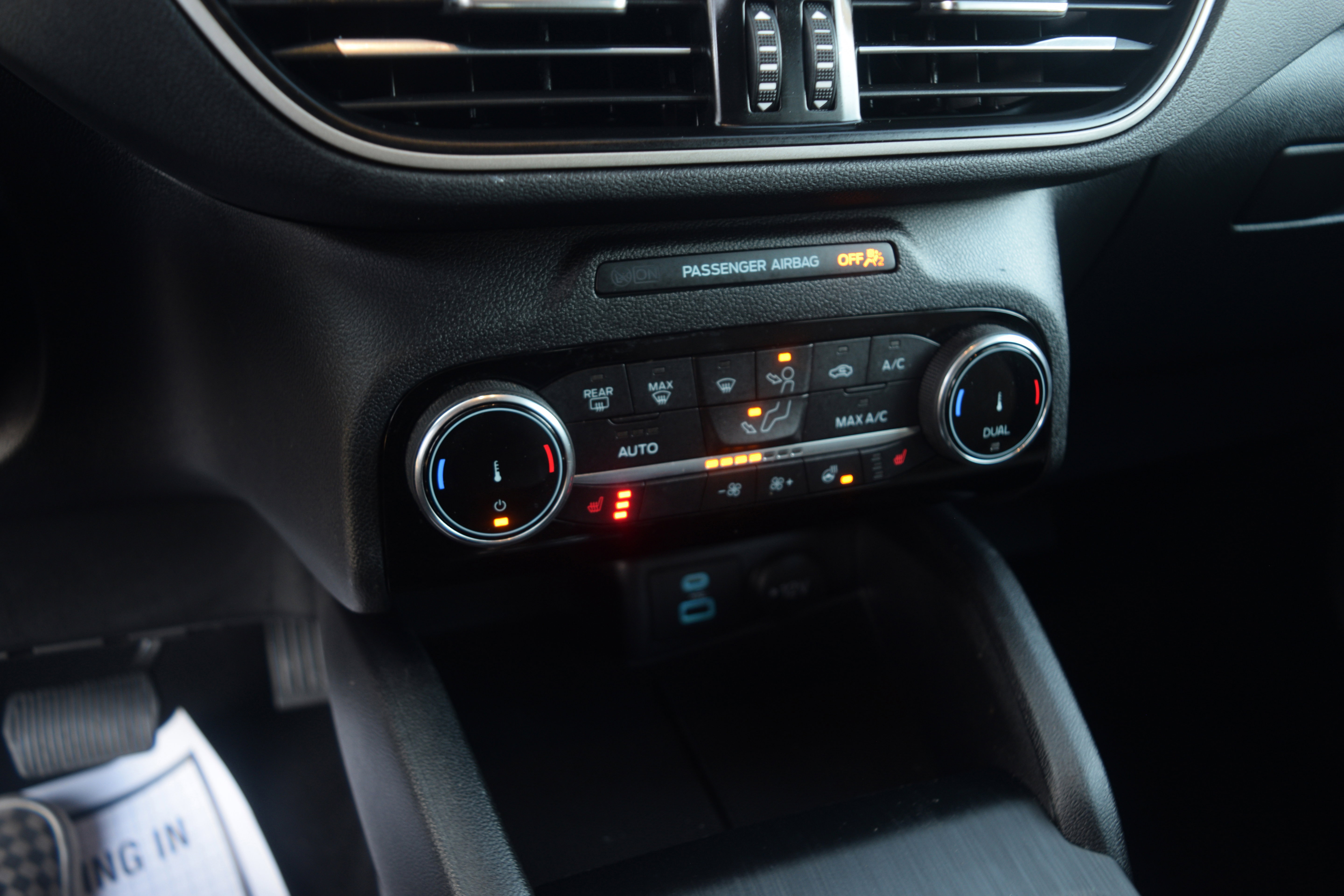 Certified 2022 Ford Escape SE w/ Convenience Package image 11