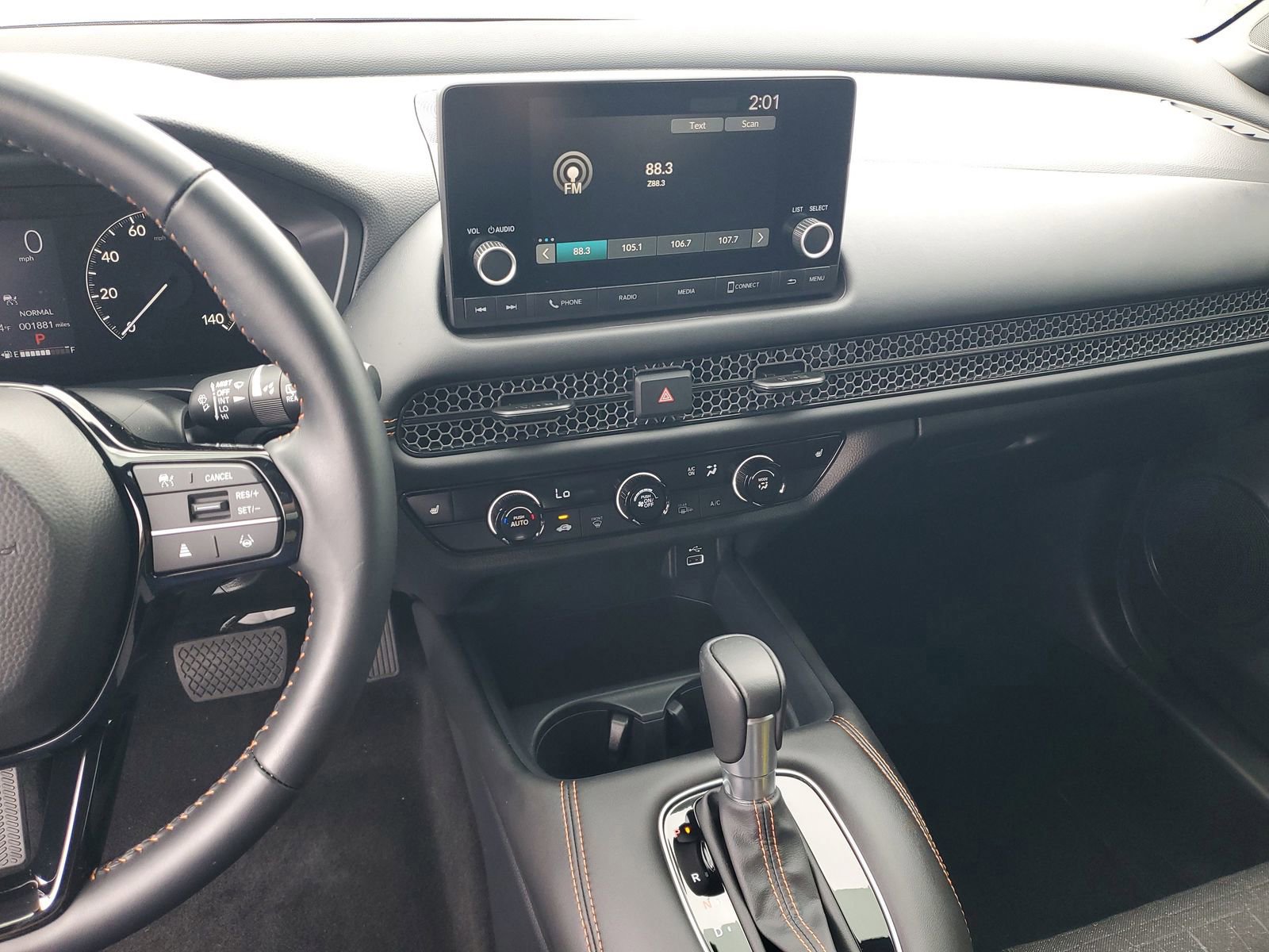 Used 2025 Honda HR-V Sport image 21