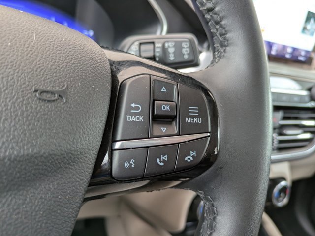 Certified 2022 Ford Escape Titanium w/ Class II Trailer Tow Package image 24