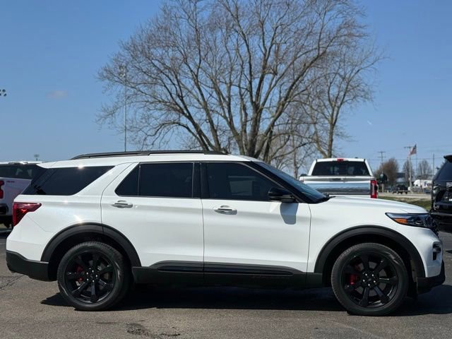 Certified 2024 Ford Explorer ST w/ Equipment Group 401A image 10