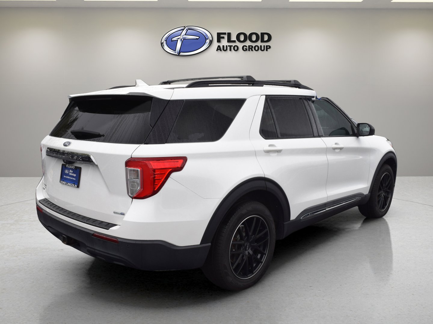Certified 2020 Ford Explorer XLT w/ Class III Trailer Tow Package image 4