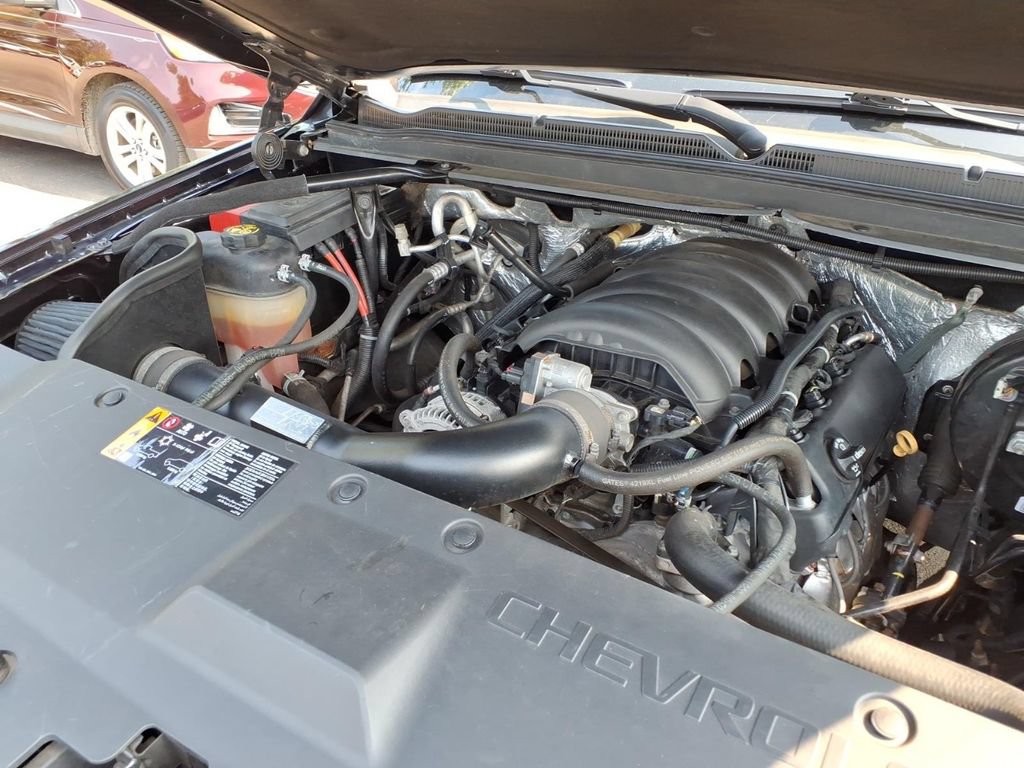Used 2018 Chevrolet Tahoe LT AWD/4WD image 31