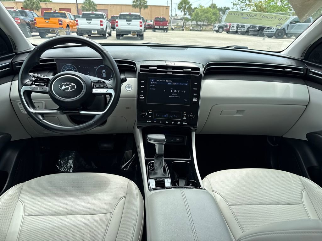 Used 2023 Hyundai Tucson SEL w/ Convenience Package FWD image 5