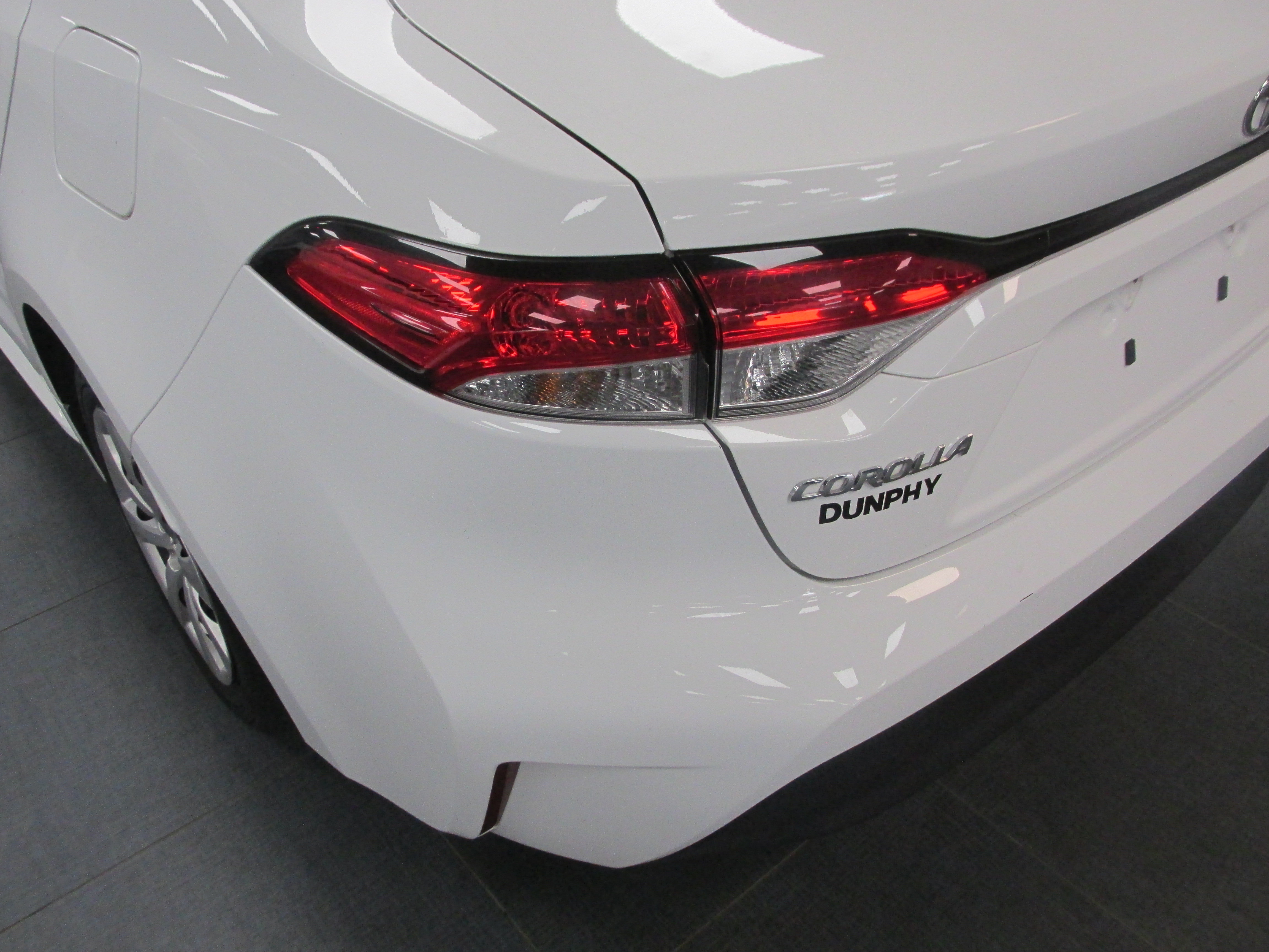 Used 2024 Toyota Corolla LE FWD image 11
