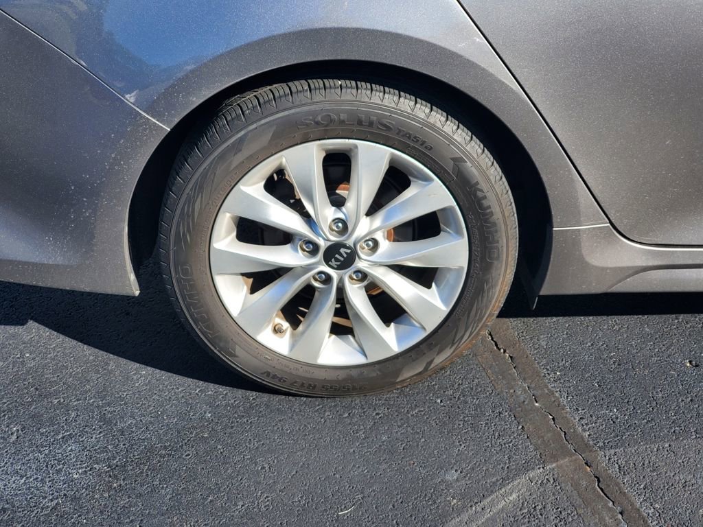 Used 2018 Kia Optima LX w/ Convenience Package image 5