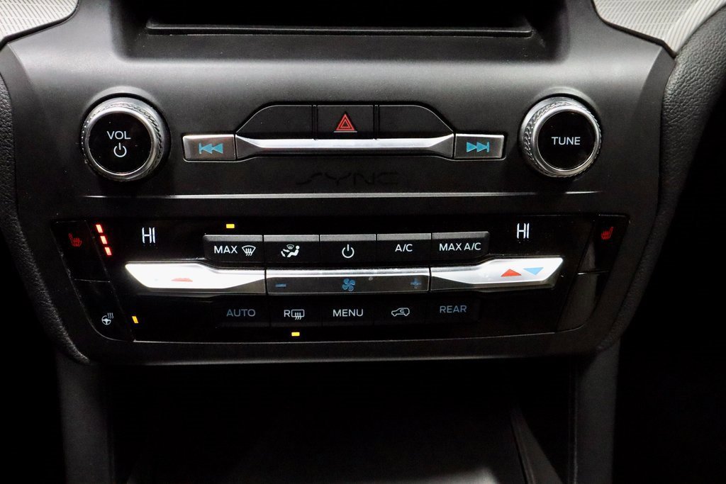 Certified 2020 Ford Explorer XLT w/ Equipment Group 202A image 34