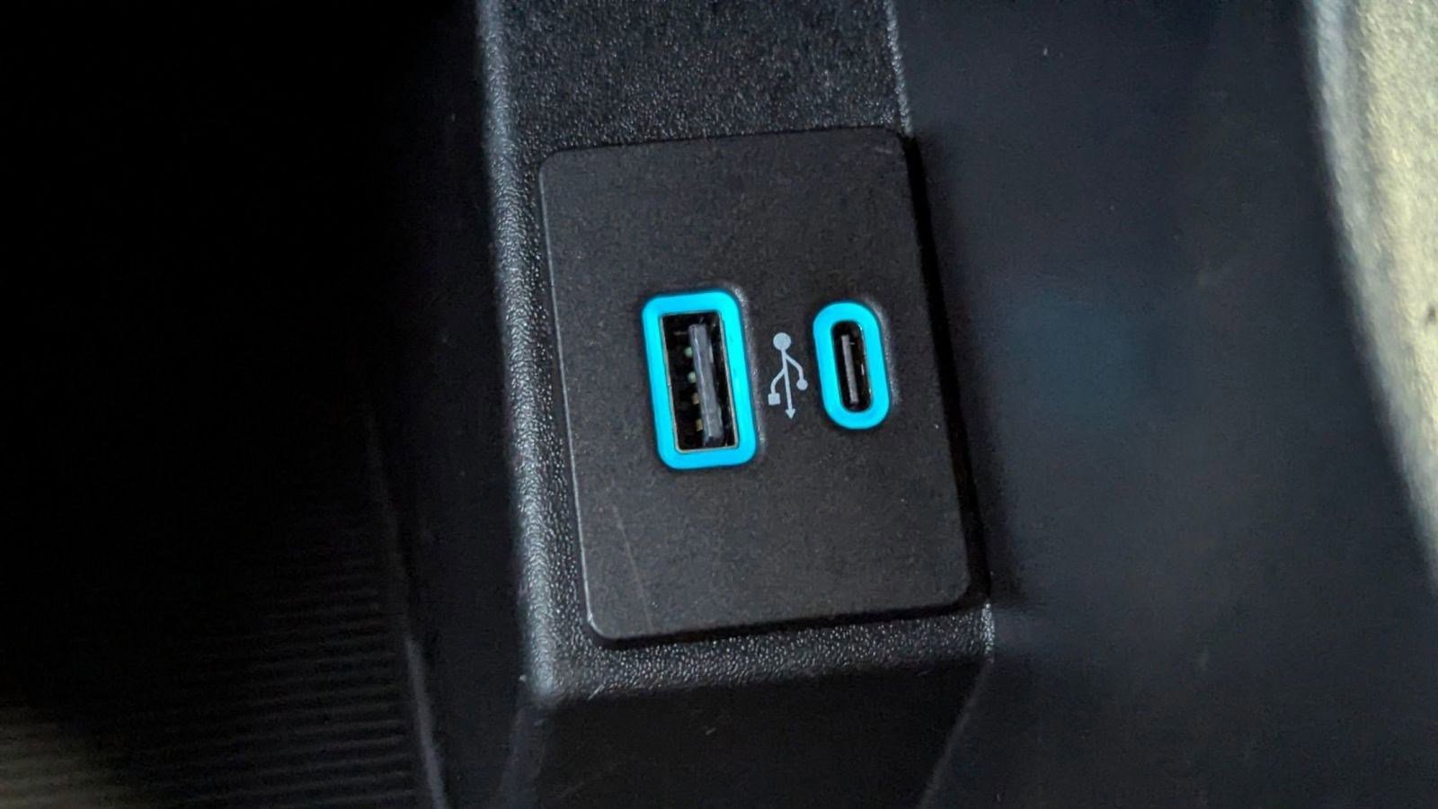 Certified 2024 Ford Edge SEL image 28