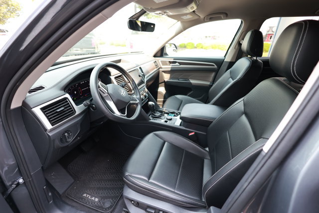 Used 2022 Volkswagen Atlas SE AWD/4WD image 12