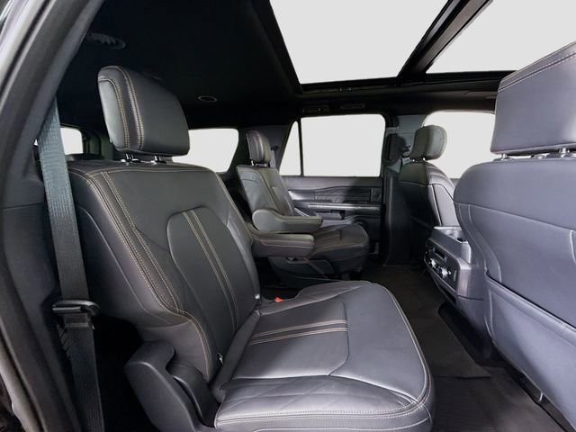 Certified 2024 Ford Expedition Max Platinum image 30