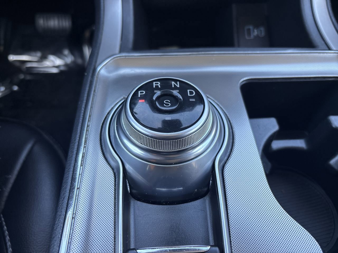 Certified 2022 Ford Edge SEL image 18