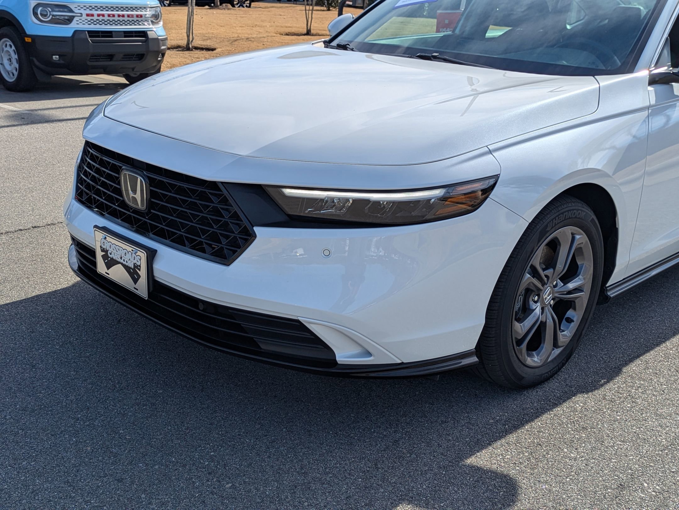 Used 2024 Honda Accord EX-L image 2