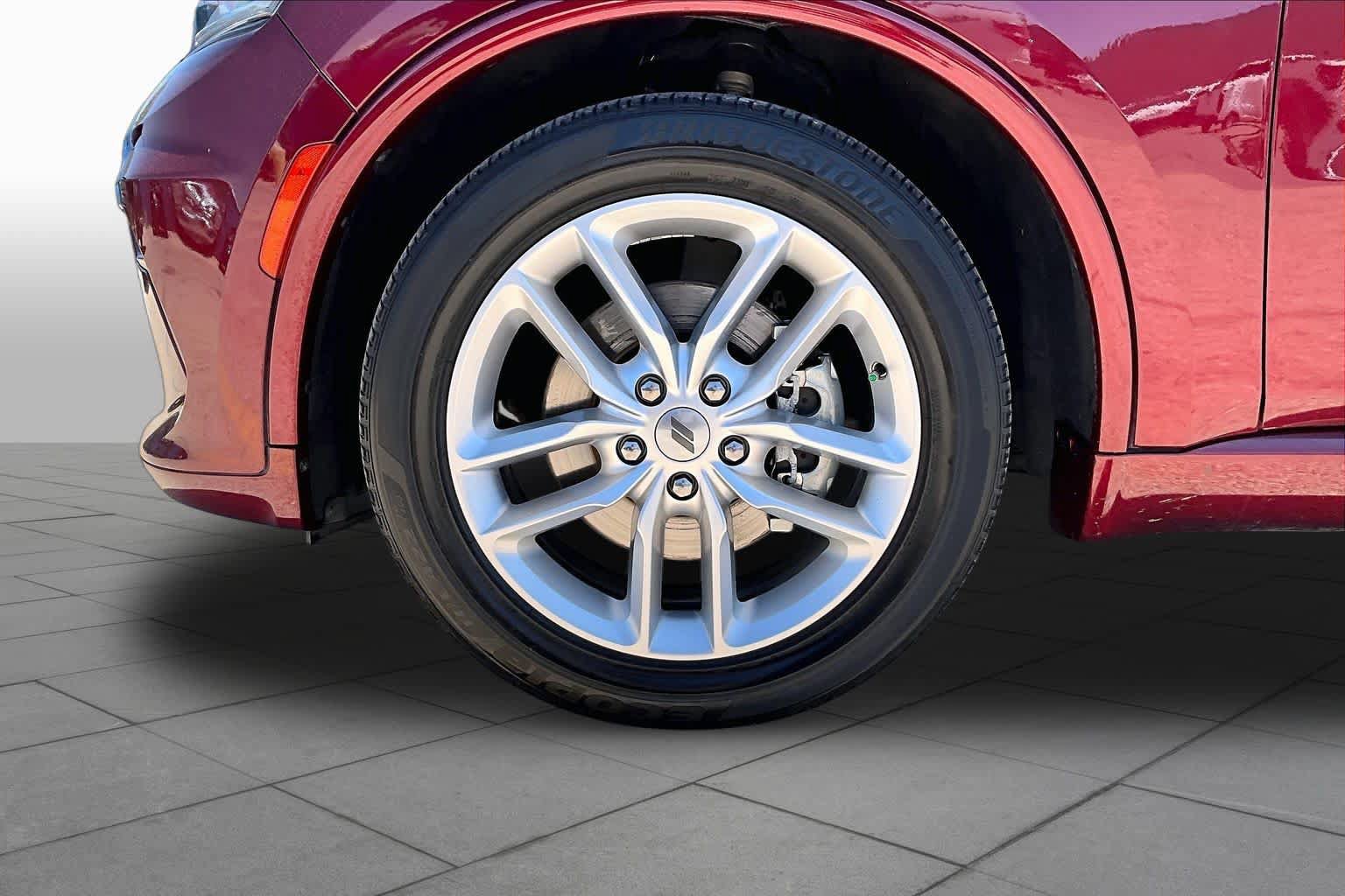 Used 2021 Dodge Durango GT RWD image 11