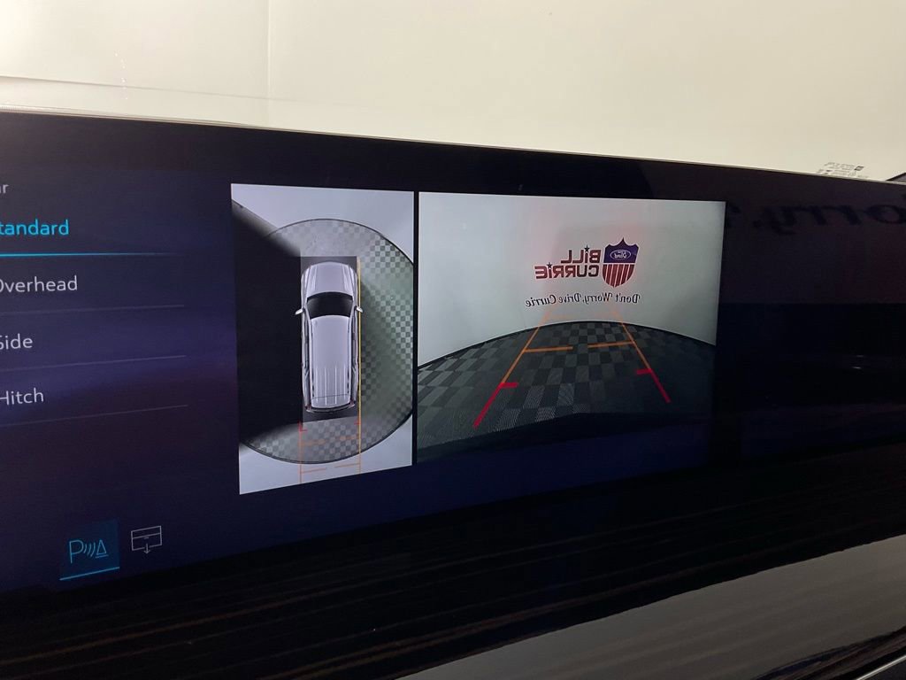 Used 2025 Cadillac Escalade Luxury image 23