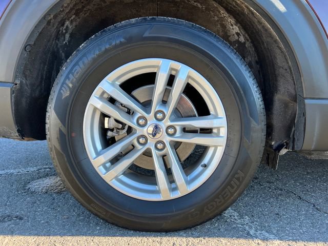 Certified 2022 Ford Explorer XLT w/ Equipment Group 202A image 14