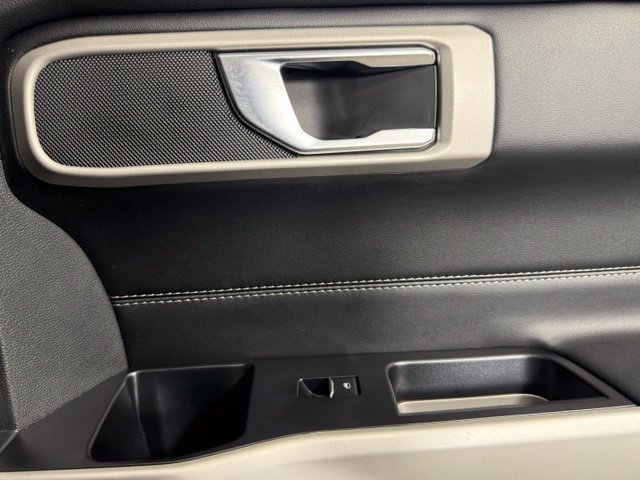 Certified 2022 Ford Explorer XLT RWD image 28