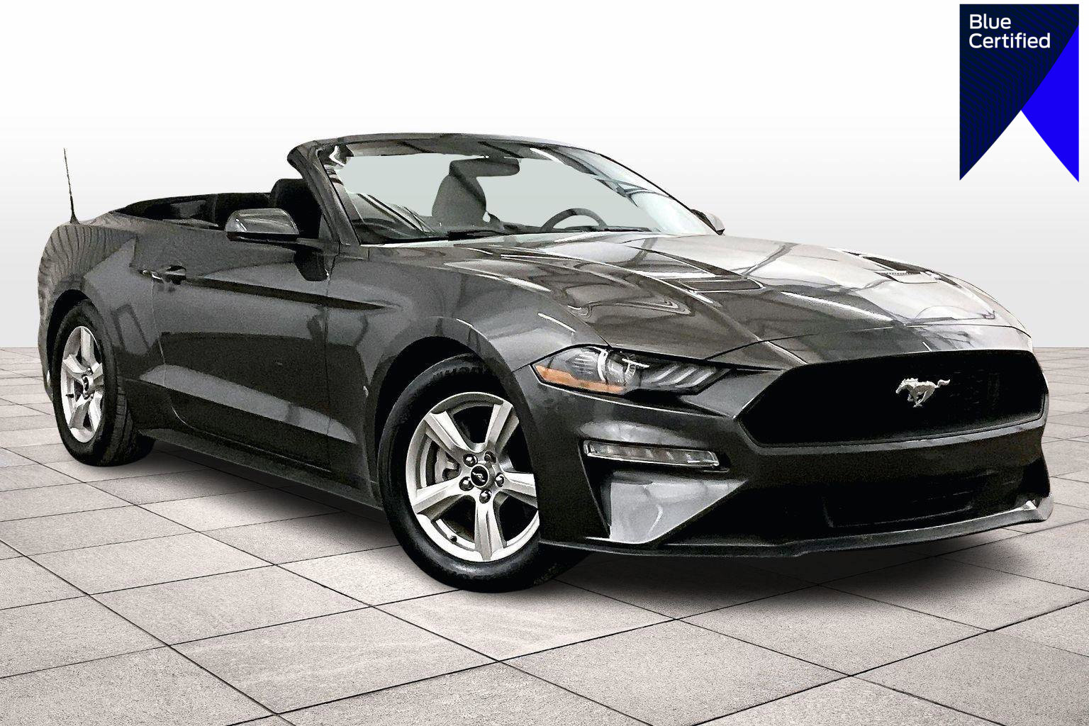 Certified 2019 Ford Mustang Convertible image 1