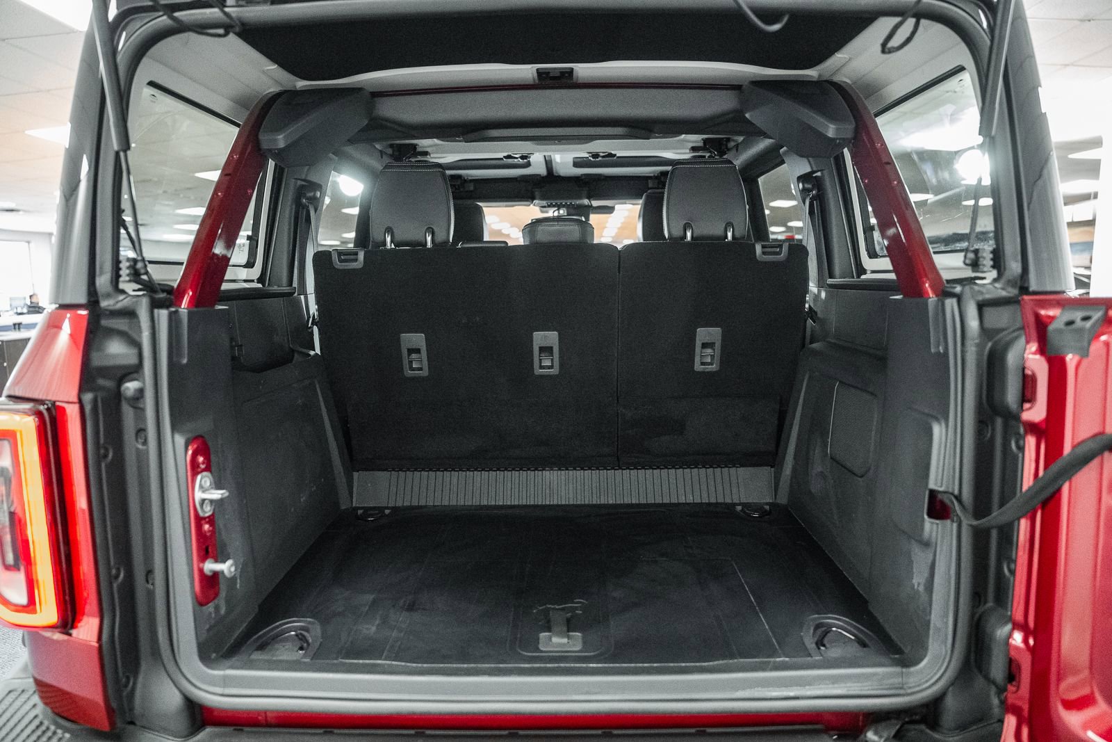 Certified 2025 Ford Bronco Badlands image 21