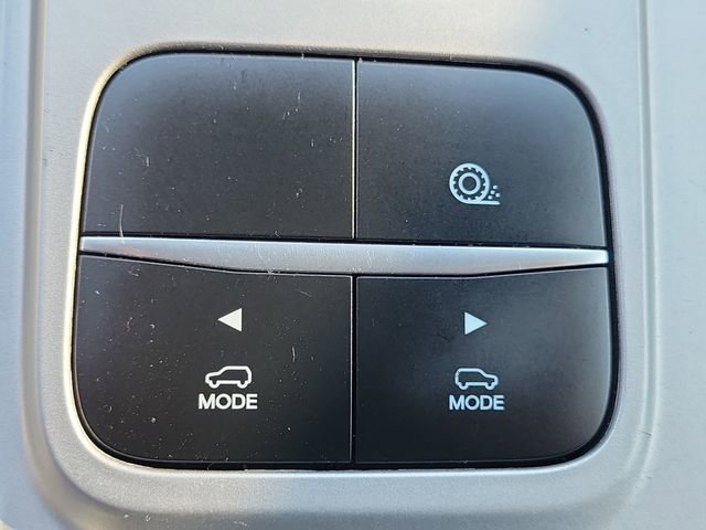 Certified 2023 Ford Explorer XLT w/ Equipment Group 202A image 18