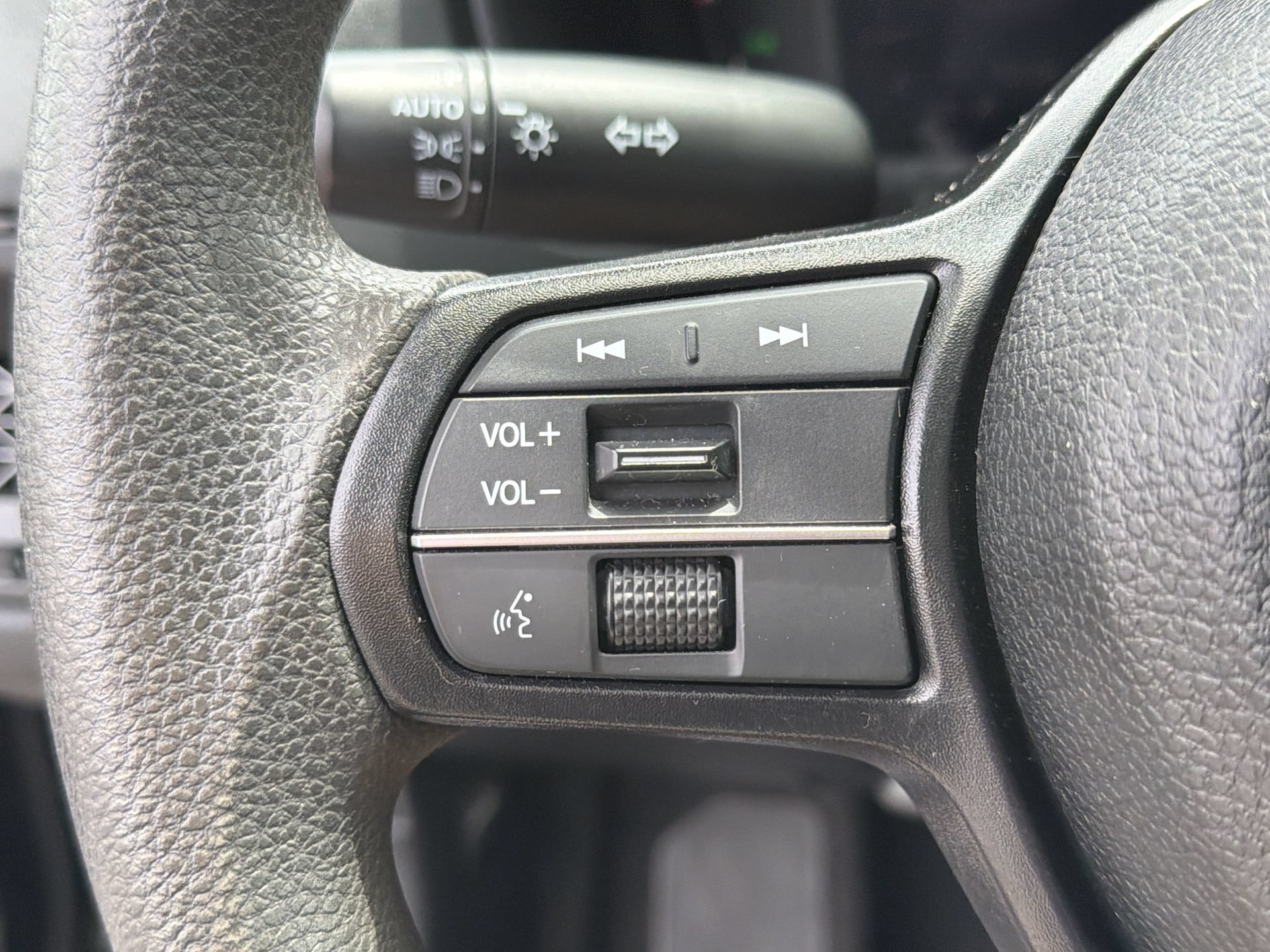 Used 2025 Honda Accord LX image 13