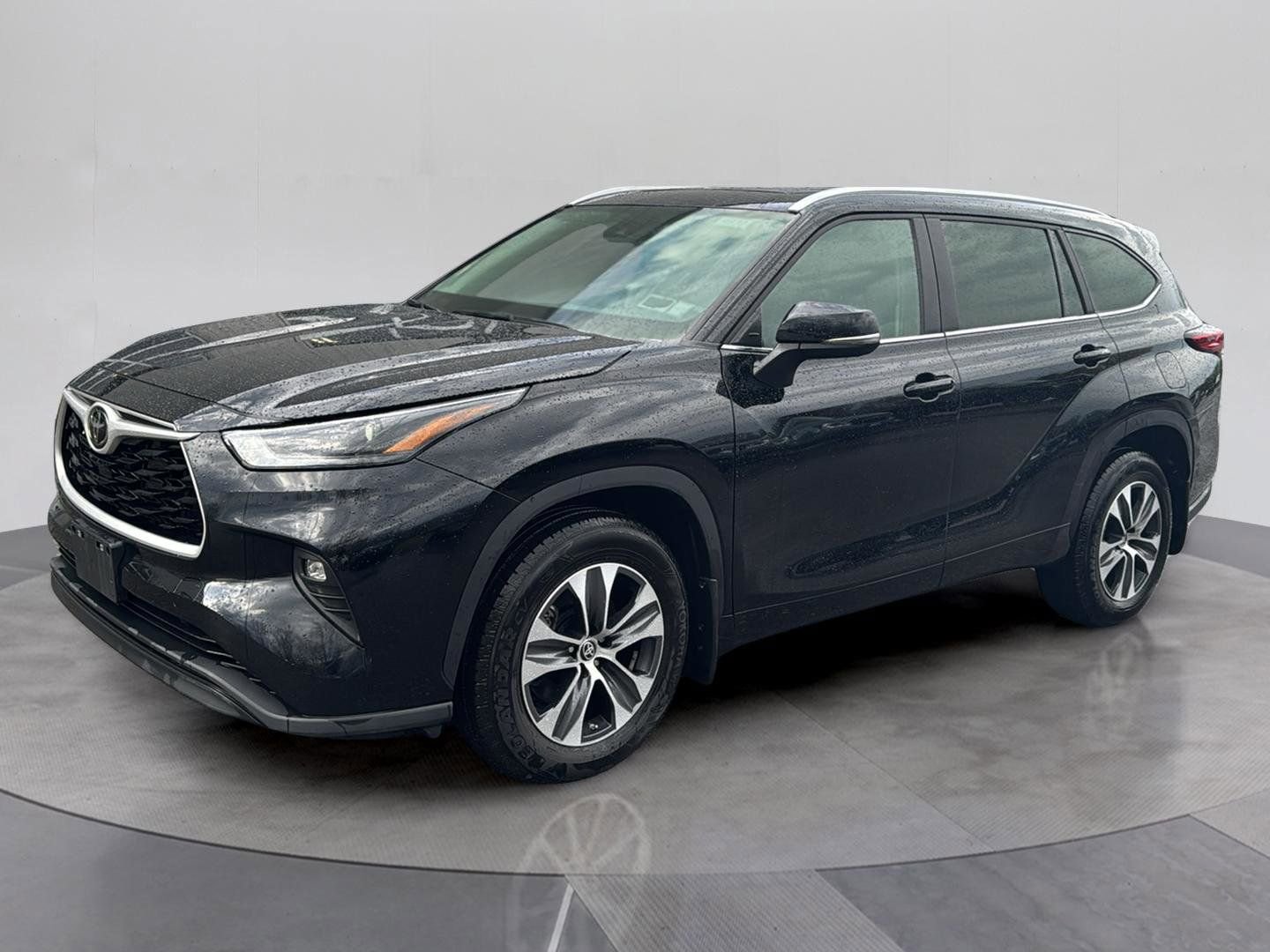 Used 2023 Toyota Highlander L