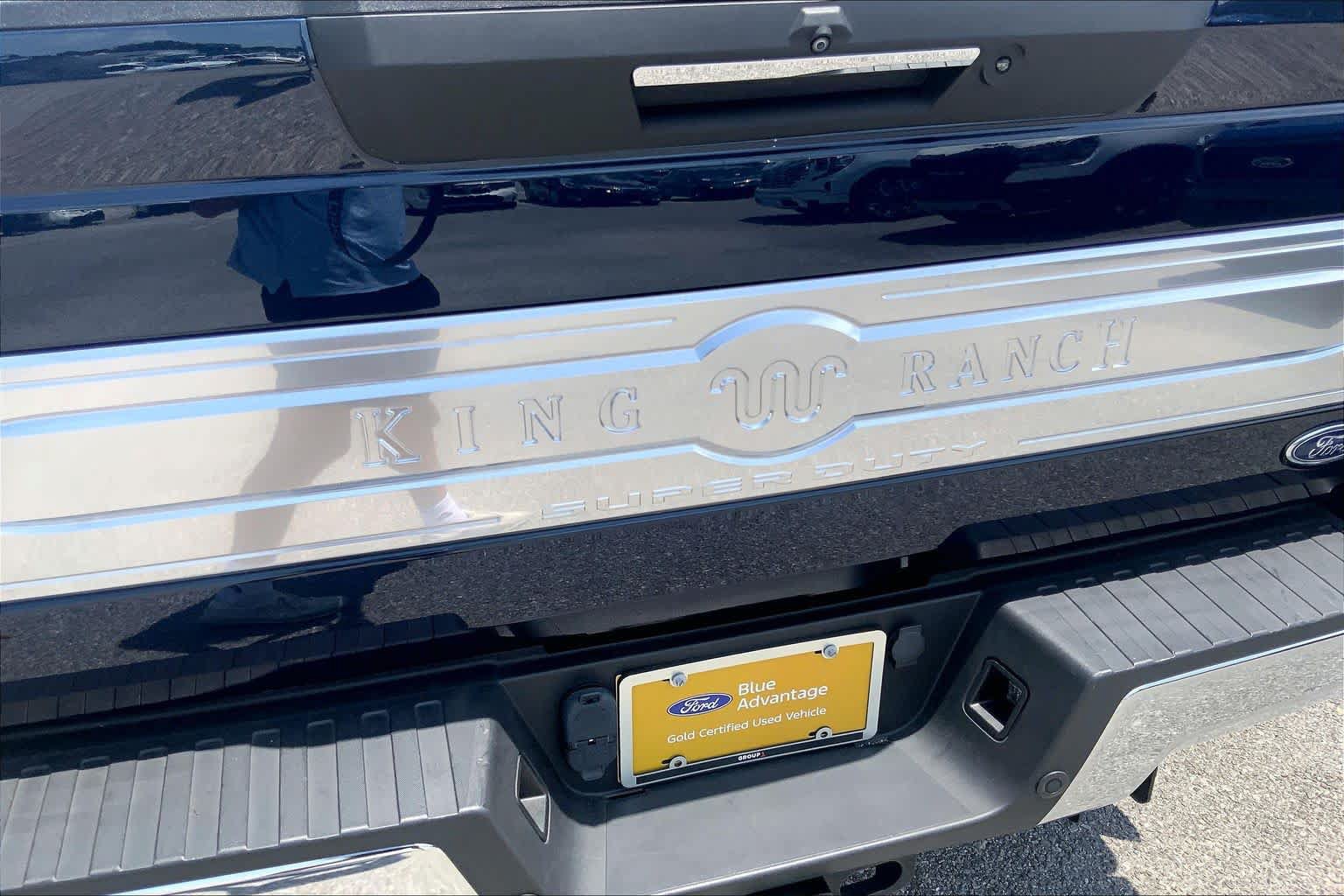 Certified 2022 Ford F350 King Ranch w/ King Ranch Ultimate Package AWD/4WD image 31